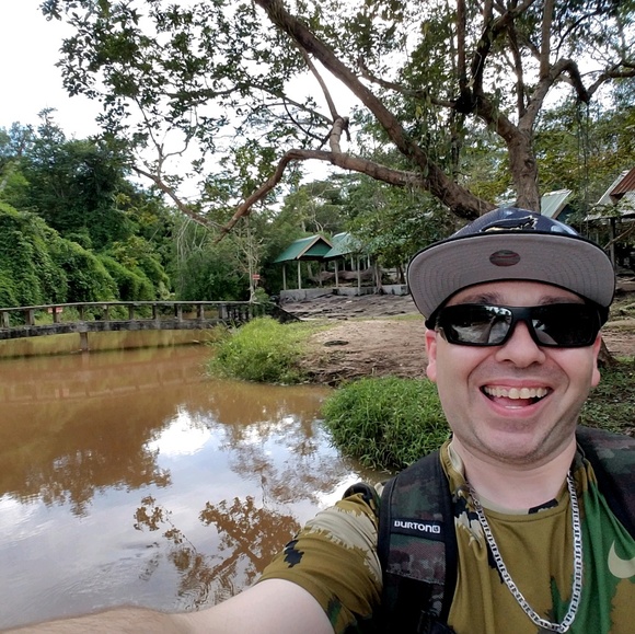 Meet your Posher, Kevin - Picture 1 of 1